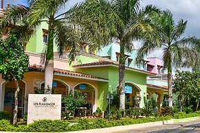 Los Flamencos Aparthotel