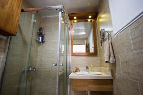 Los Flamencos Aparthotel