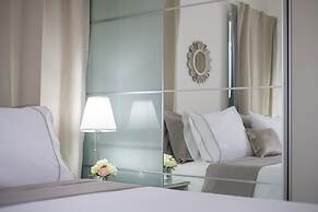 Los Flamencos Aparthotel