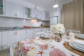 Los Flamencos Aparthotel