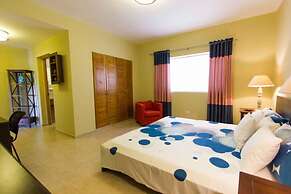 Los Flamencos Aparthotel