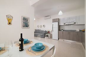 Los Flamencos Aparthotel