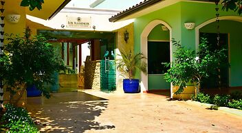 Los Flamencos Aparthotel