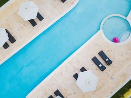 Los Flamencos Aparthotel