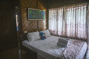 Freddies Santai Sumurtiga