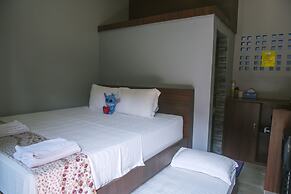 Freddies Santai Sumurtiga