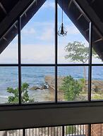 Freddies Santai Sumurtiga