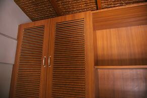 Freddies Santai Sumurtiga