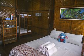 Freddies Santai Sumurtiga