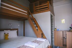 Freddies Santai Sumurtiga