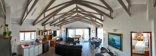 Baywatch Villa Guest House and Self Catering Accommodation