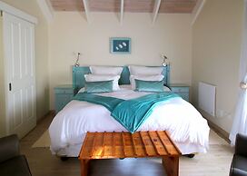 Baywatch Villa Guest House and Self Catering Accommodation