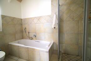 Baywatch Villa Guest House and Self Catering Accommodation