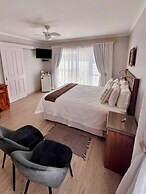 Baywatch Villa Guest House and Self Catering Accommodation