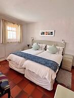 Baywatch Villa Guest House and Self Catering Accommodation