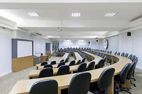 Le Village Flats e Hotel