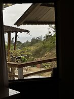 Punta Hills Montanita