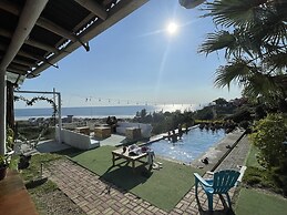 Punta Hills Montanita