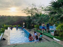 Punta Hills Montanita