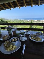 Punta Hills Montanita