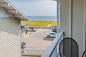 Waves Oceanfront Resort