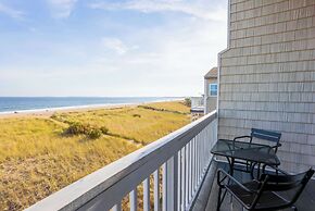 Waves Oceanfront Resort