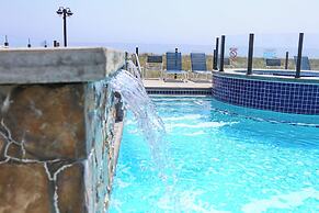 Waves Oceanfront Resort