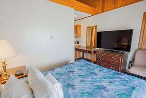 Waves Oceanfront Resort