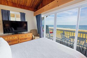 Waves Oceanfront Resort