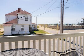 Waves Oceanfront Resort