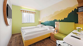 Hey Lou Hotel Piding