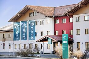 Hey Lou Hotel Piding