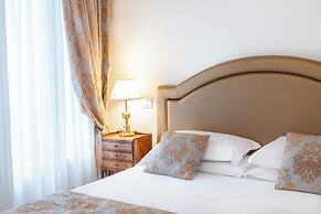 San Teodoro Palace Luxury Apartments