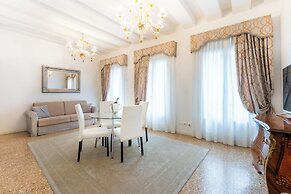 San Teodoro Palace Luxury Apartments