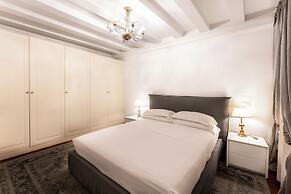 San Teodoro Palace Luxury Apartments