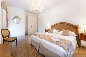 San Teodoro Palace Luxury Apartments