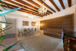 San Teodoro Palace Luxury Apartments