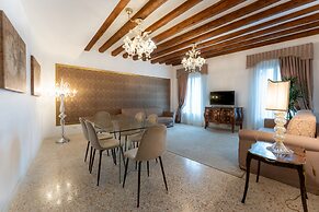 San Teodoro Palace Luxury Apartments