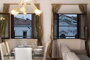 San Teodoro Palace Luxury Apartments