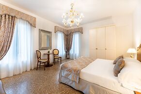 San Teodoro Palace Luxury Apartments