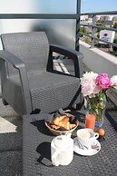 Brit Hotel Lodge