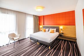 Brit Hotel Lodge