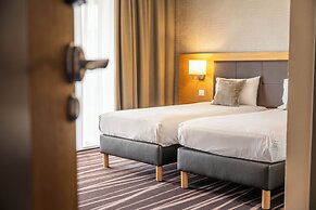 Brit Hotel Lodge