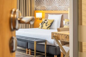 Brit Hotel Lodge