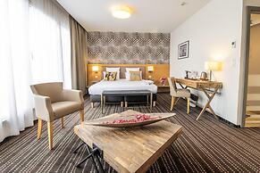 Brit Hotel Lodge