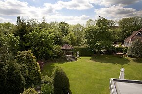 Little Silver Country Hotel