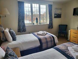 Little Silver Country Hotel