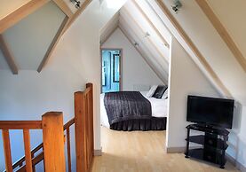 Little Silver Country Hotel