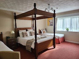 Little Silver Country Hotel