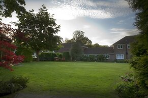 Little Silver Country Hotel